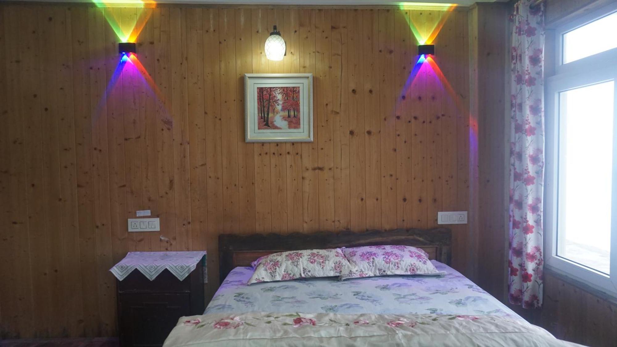 Tranquil Retreat Homestay Ghum Bagian luar foto